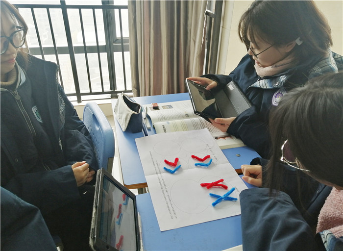 高二级部：同课异构展风采、教研活动促成长(图2)