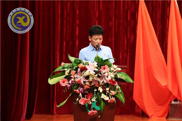 党旗飘扬风帆劲  创先争优谱华章(图8)