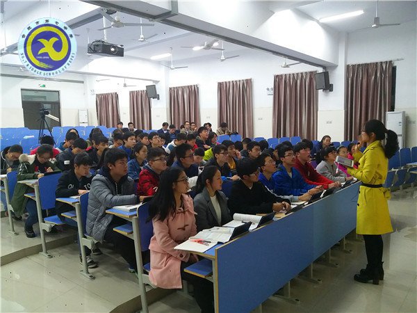 党员亮身份 教学显风采(图2)