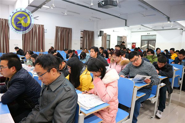 立足常规讲看齐 总结反思见行动(图1)