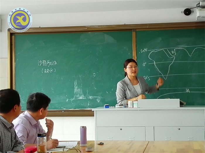 三尺讲台赛风采 百家争艳展水平(图4)