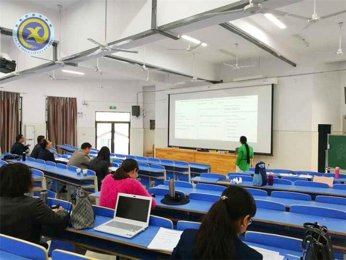 赛英语说课技能 展魅力教师风采(图5)