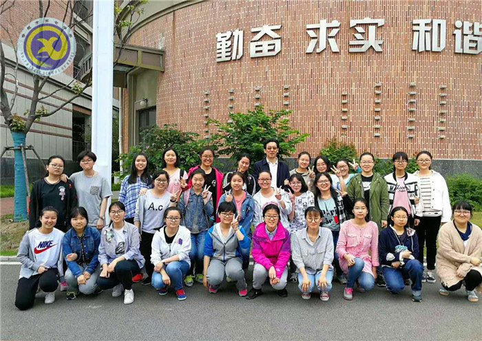 放松身心释放青春活力,凝心聚气笑迎六月高考(图3)
