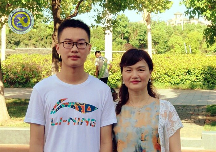 市场星报:和而不同境界在 雅而有致人杰出(图2)