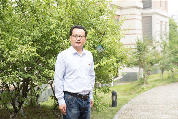 合肥七中党委委员、副校长:张永剑(图1)