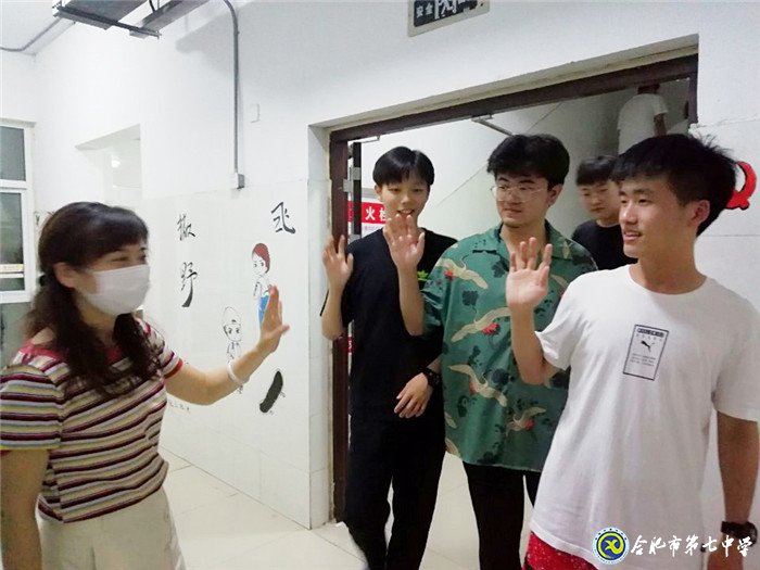 随风潜入夜，润物细无声(图1)