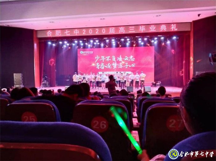 枕上诗书闲处好，门前风景雨来佳(图6)