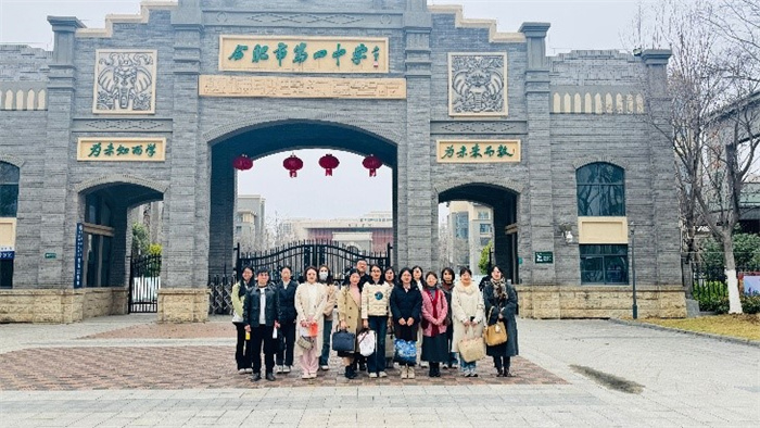合肥七中高三英语备课组赴四中参与同课异构活动.jpg