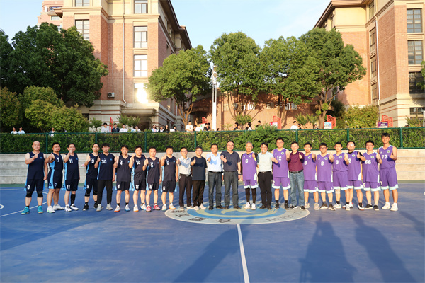 合肥七中本部与泥河中学合影 (2).jpg