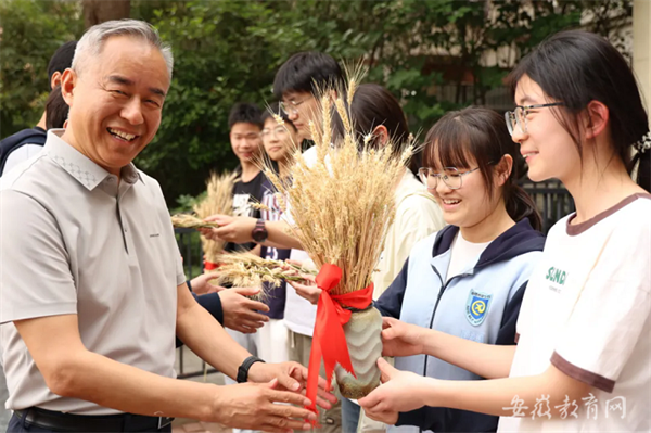 安徽省教育厅：美好生活 劳动创造 合肥七中开展系列劳动实践教育活动(图4)