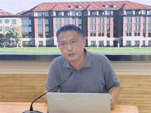 合肥七中高三年级召开新学期全体教师会(图2)