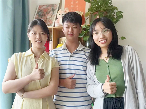 高三家访3.jpg