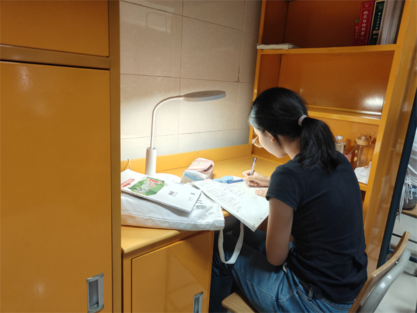 微信图片_20251014183811_90_439.jpg 微信图片_20251014183811_90_439.jpg