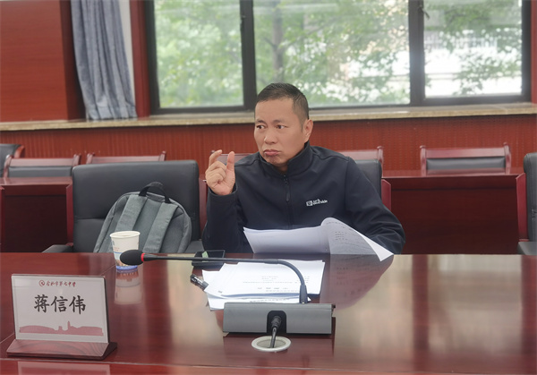 合肥七中市级规划课题中期评估纪实(二)(图3) 合肥七中市级规划课题中期评估纪实(二)(图3)