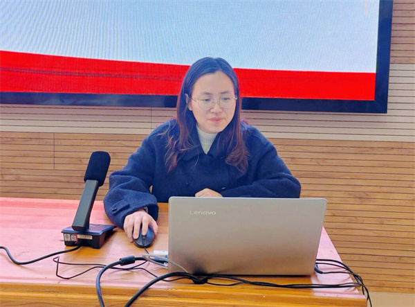 合肥七中第二党支部召开全体党员大会(图4) 合肥七中第二党支部召开全体党员大会(图4)