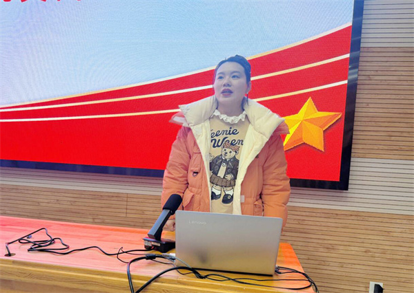 合肥七中第二党支部召开全体党员大会(图5) 合肥七中第二党支部召开全体党员大会(图5)