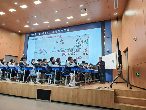 课堂.jpg 课堂.jpg