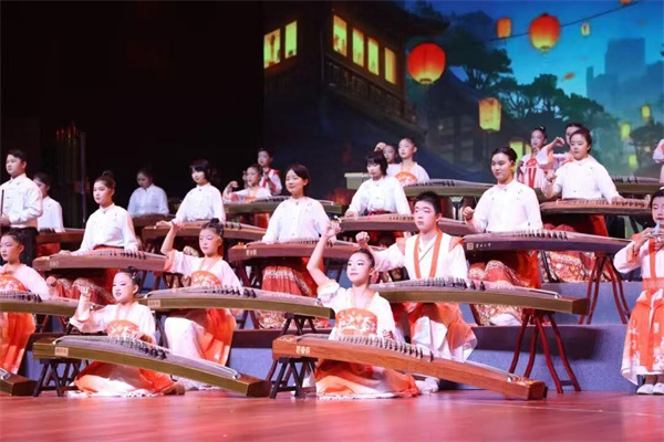 一等奖!合肥七中民乐团闪耀市级文化艺术节(图3) 一等奖!合肥七中民乐团闪耀市级文化艺术节(图3)