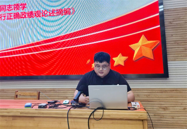 合肥七中第二党支部召开全体党员大会(图3) 合肥七中第二党支部召开全体党员大会(图3)