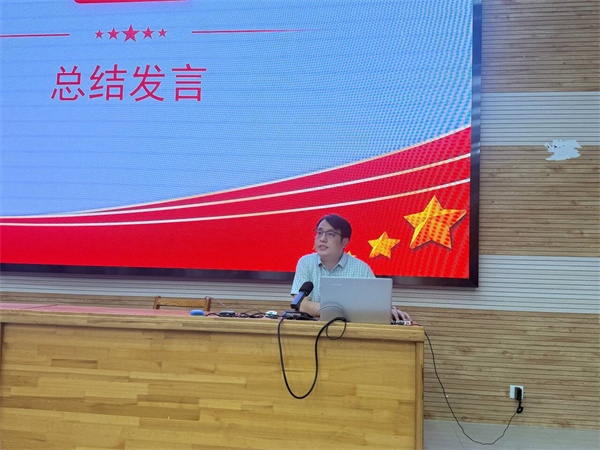 合肥七中第二党支部召开全体党员大会(图5) 合肥七中第二党支部召开全体党员大会(图5)