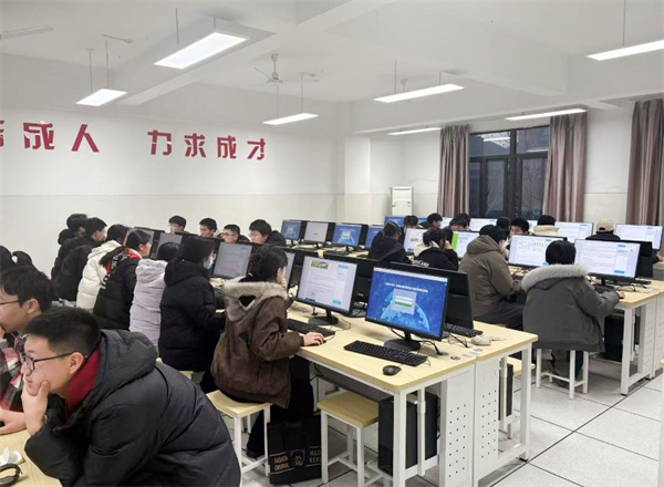 捷报频传！看合肥七中“地球小博士”如何用地理智慧点亮未来！(图1)
